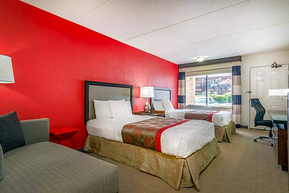 Ramada by Wyndham Albuquerque Airport