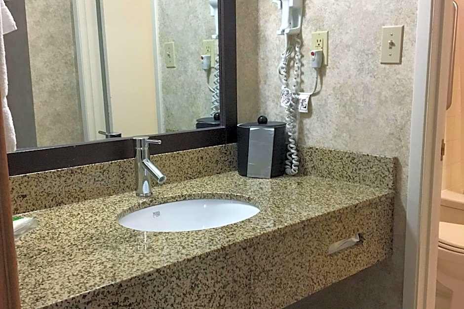 Radisson Hotel & Conference Centre West Edmonton