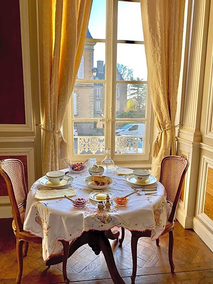 L'Hotel de Hercé Chambre d'Hote