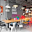 Moxy Duesseldorf City