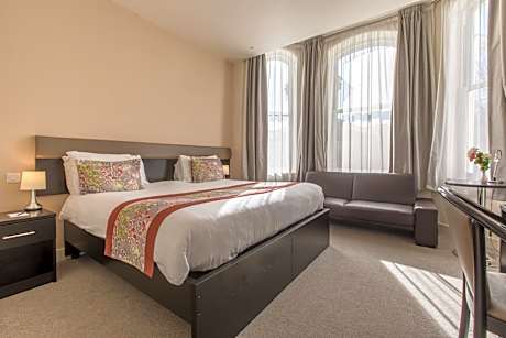 Mannin Hotel
