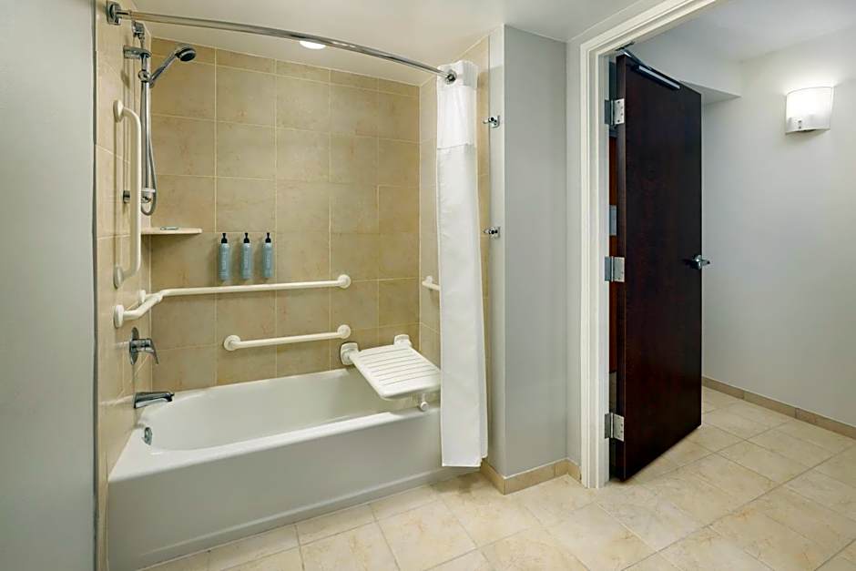 Courtyard by Marriott Montvale