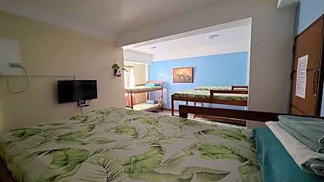 Barkada Room with 4 Bunk Beds