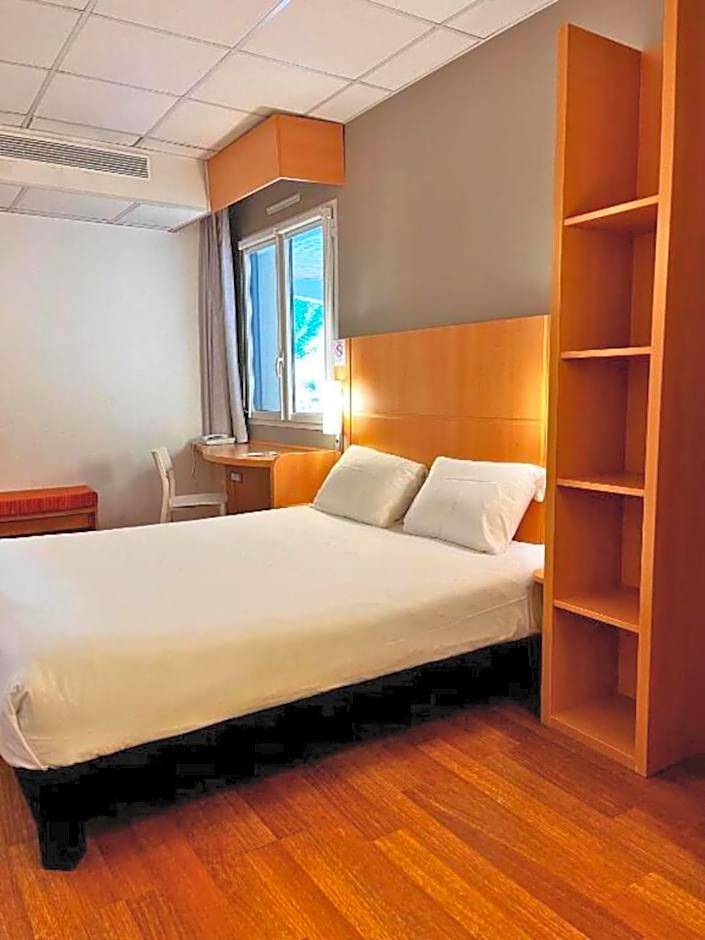 ibis Vitre Centre