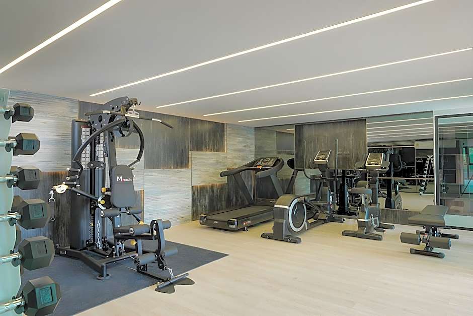 PRIME TOWN - Posh & Port Hotel PHUKET