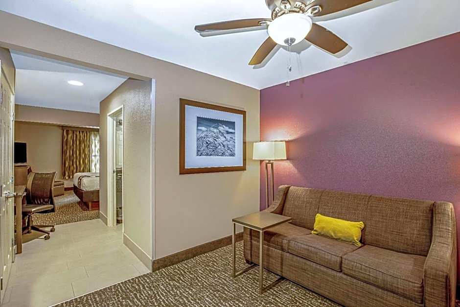 La Quinta Inn & Suites by Wyndham Kearney