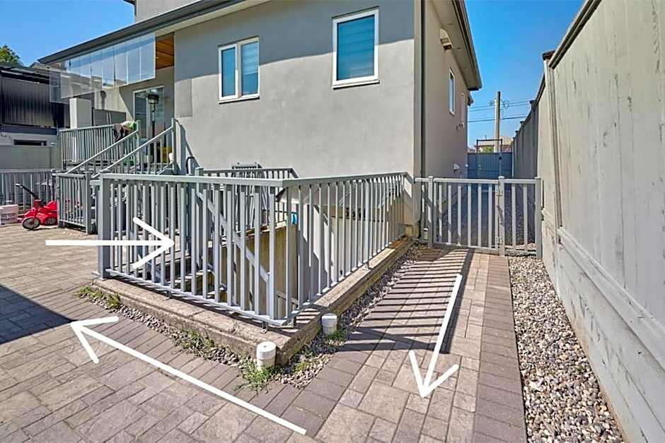 Basement Suite In Vancouver