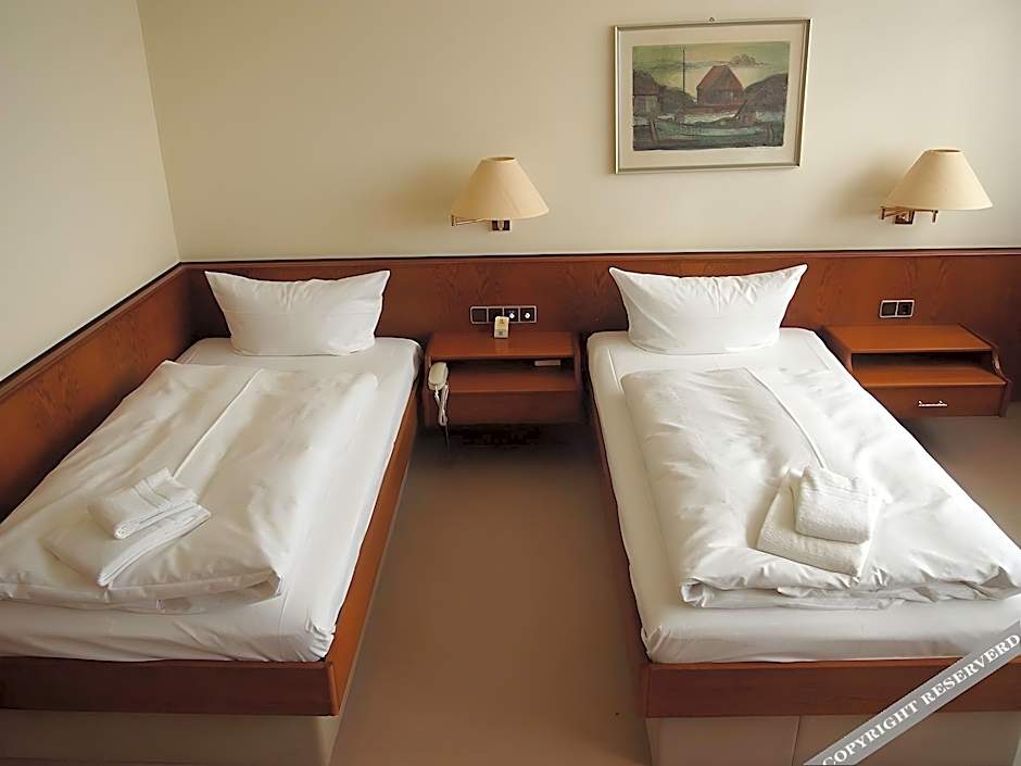 FF&E Hotel Dania
