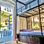 Amy Hostel Hue