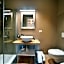 Lainez Rooms & Suites