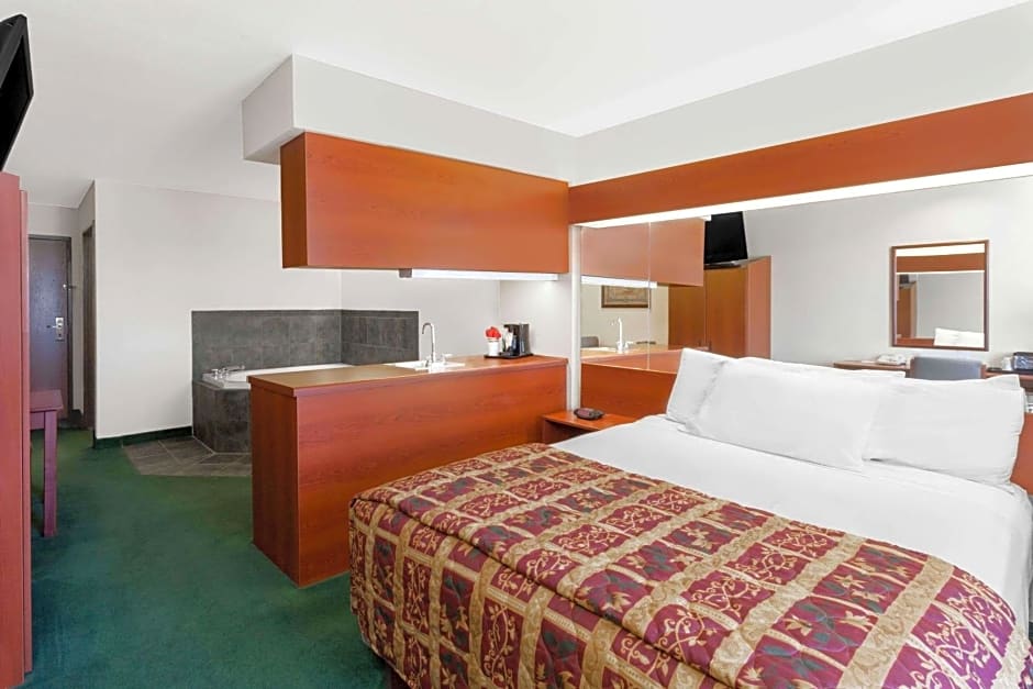 Microtel Inn & Suites by Wyndham Wellton