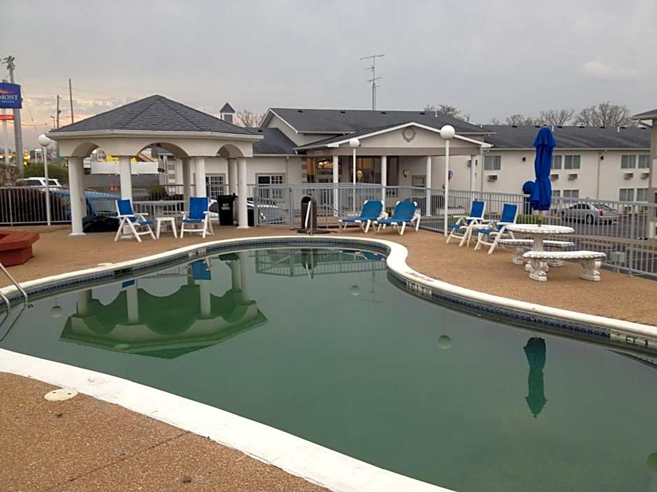 Baymont by Wyndham Osage Beach