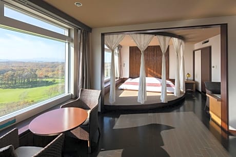 Family King Room - Non-Smoking