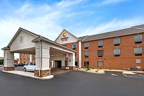 Comfort Suites Airport Louisville