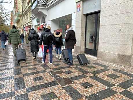 Apartment with Garden View