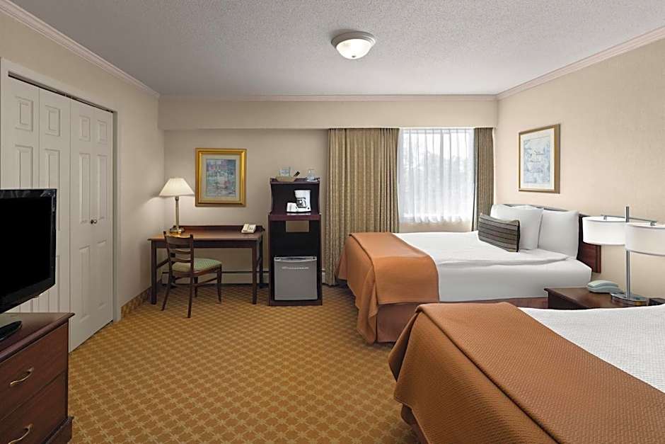 Royal Scot Hotel & Suites, Trademark Collection by Wyndham