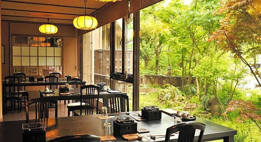 Yubara Onsen Hakkei