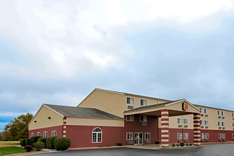 Super 8 by Wyndham Ottawa