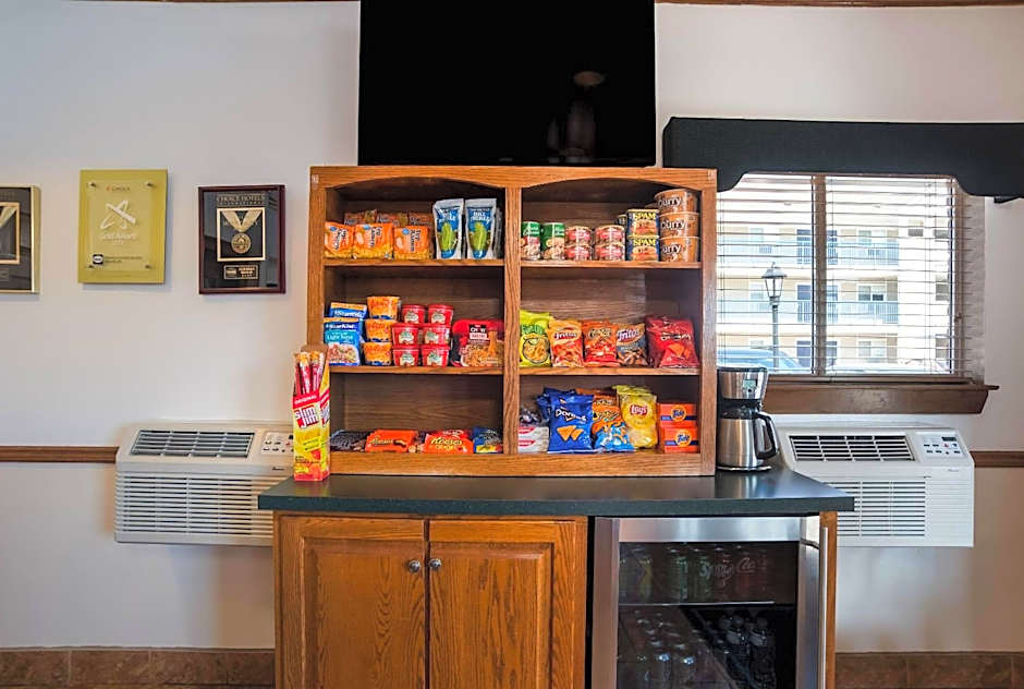 Suburban Studios Biloxi North Area