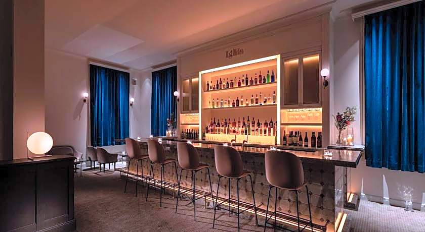 UNWIND HOTEL & BAR OTARU