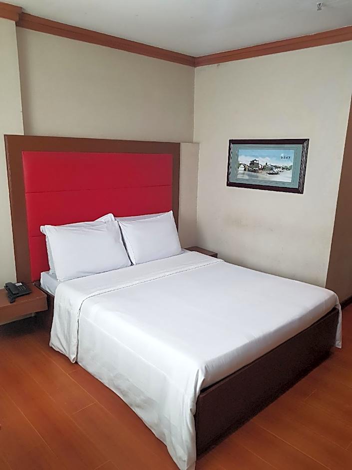 Chocolate and Berries Hotel