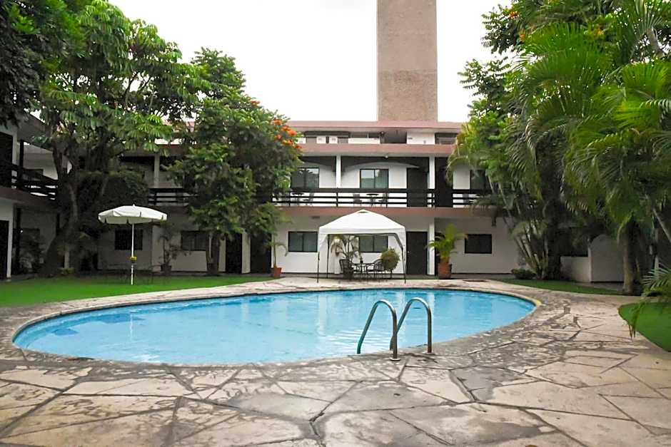 Hotel Expo Plaza Business and Family Guadalajara