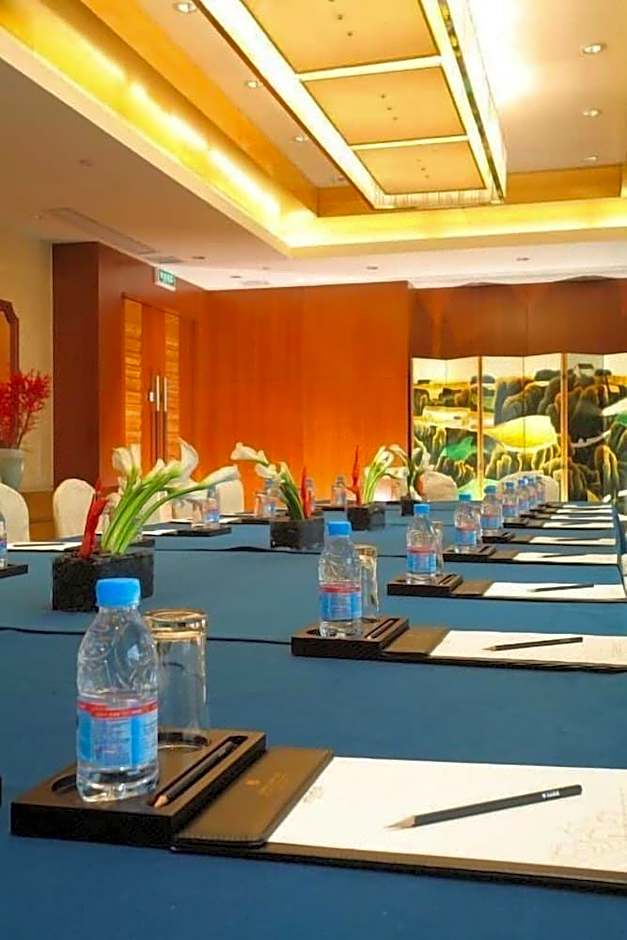 New Century Shaoxing Grand Hotel