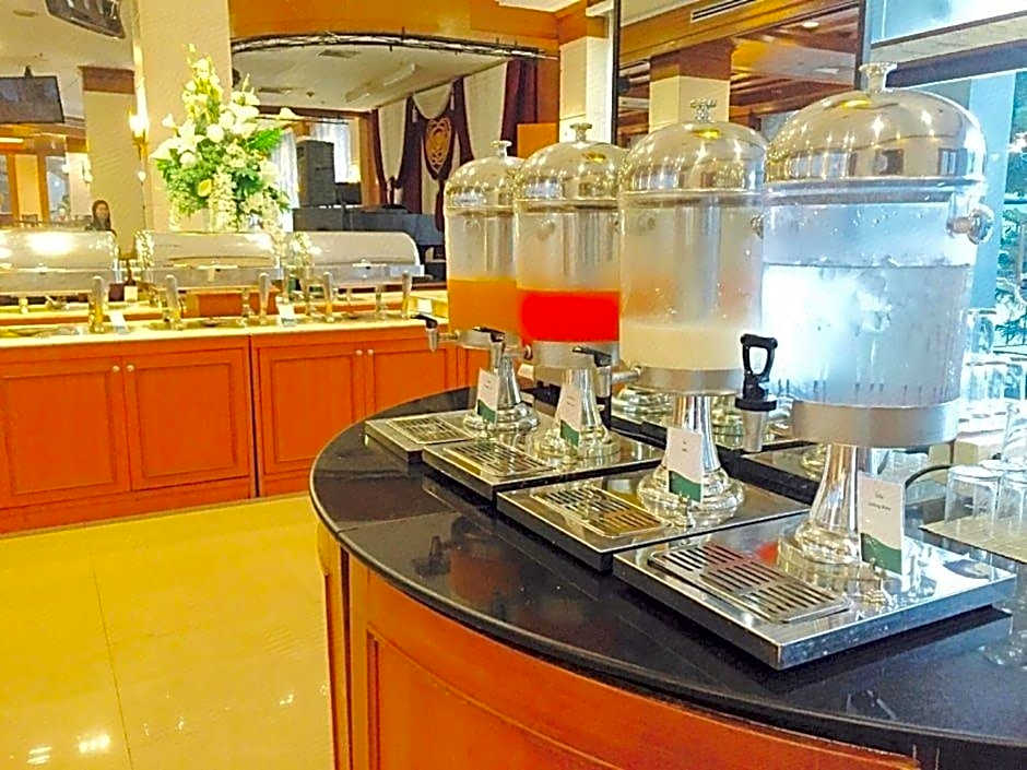 Green World Palace Hotel