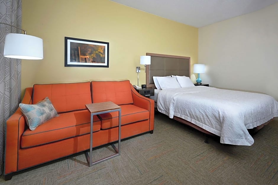 Hampton Inn By Hilton Martinsville