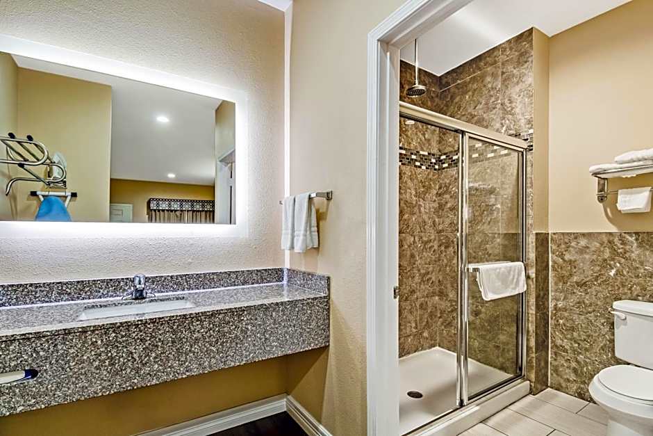 Americas Best Value Inn Houston at FM 529