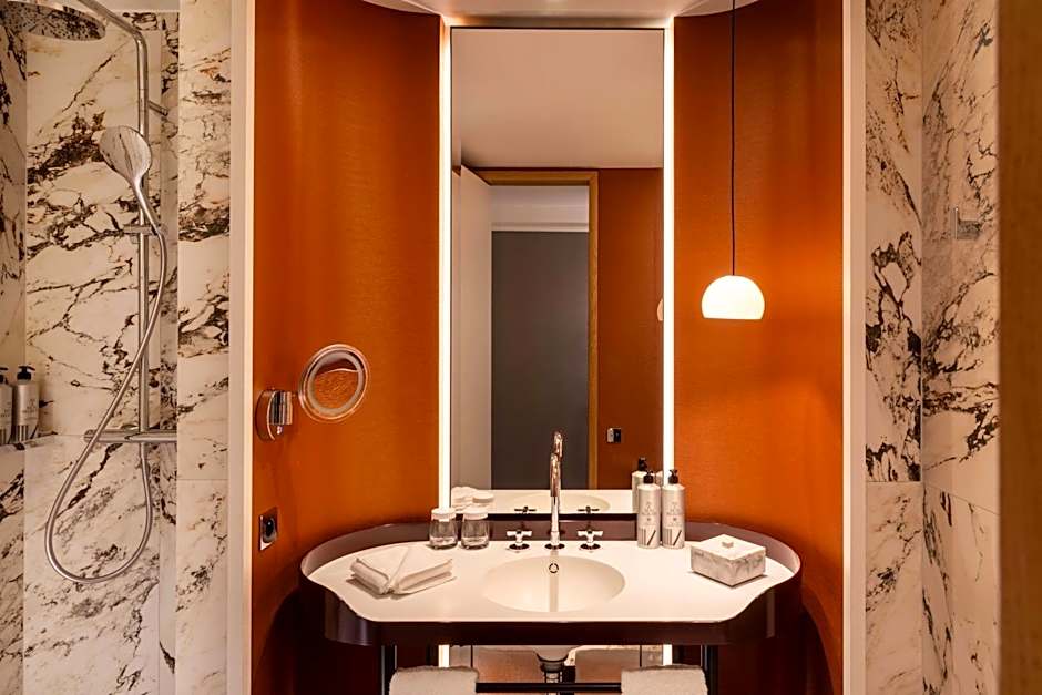 Hôtel De Sers Champs Elysées Paris