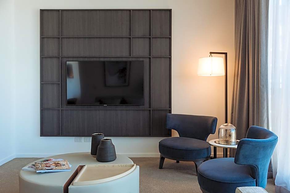 One Global Resorts Green Square