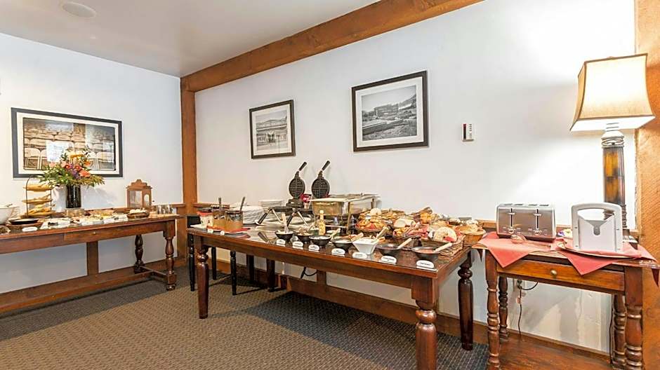 Silver Baron Lodge