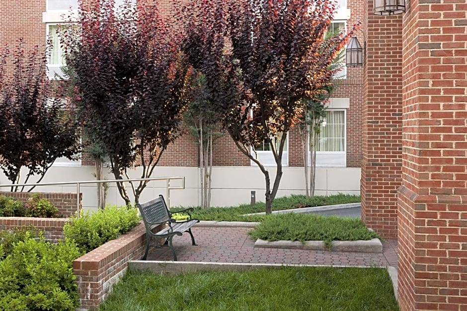 Courtyard by Marriott Charlottesville - University Medical Center