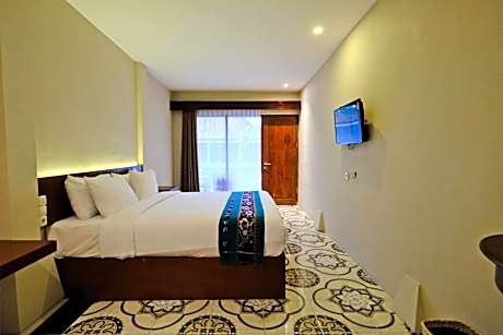 Triple Room with Pool View