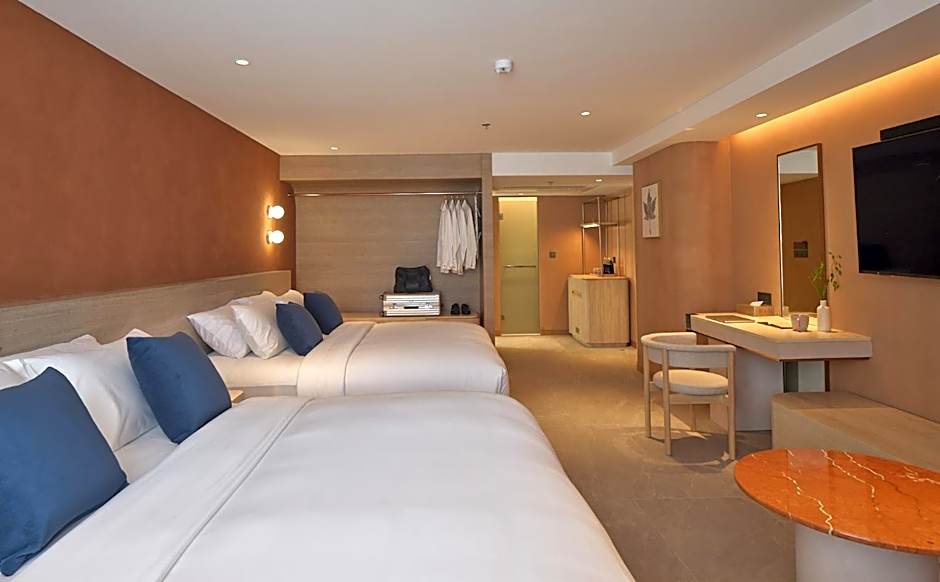 Muang Phol Hotel Bangkok Siam - Newly Renovated