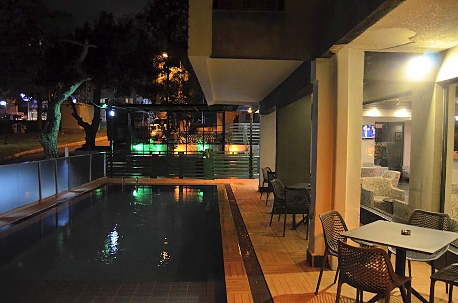 Ramona Lara Hotel