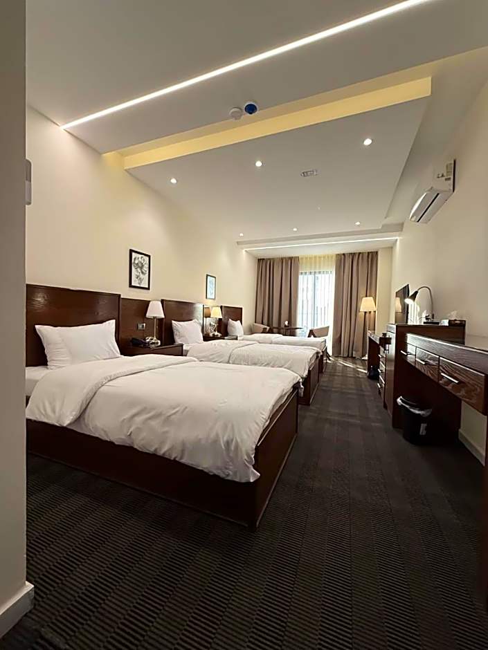 North paradise hotel