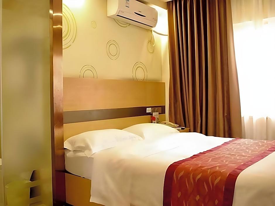 GreenTree Inn Zhejiang Ningbo South Railway Station Express Hotel