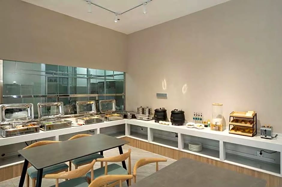 Echarm Hotel Zhanjiang Zhanchuan Avenue Wanda Plaza