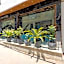 Hotel Golden Wings