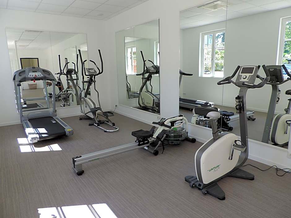 Chateau La Cheneviere