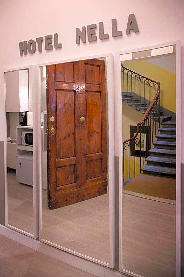 Hotel Nella Firenze