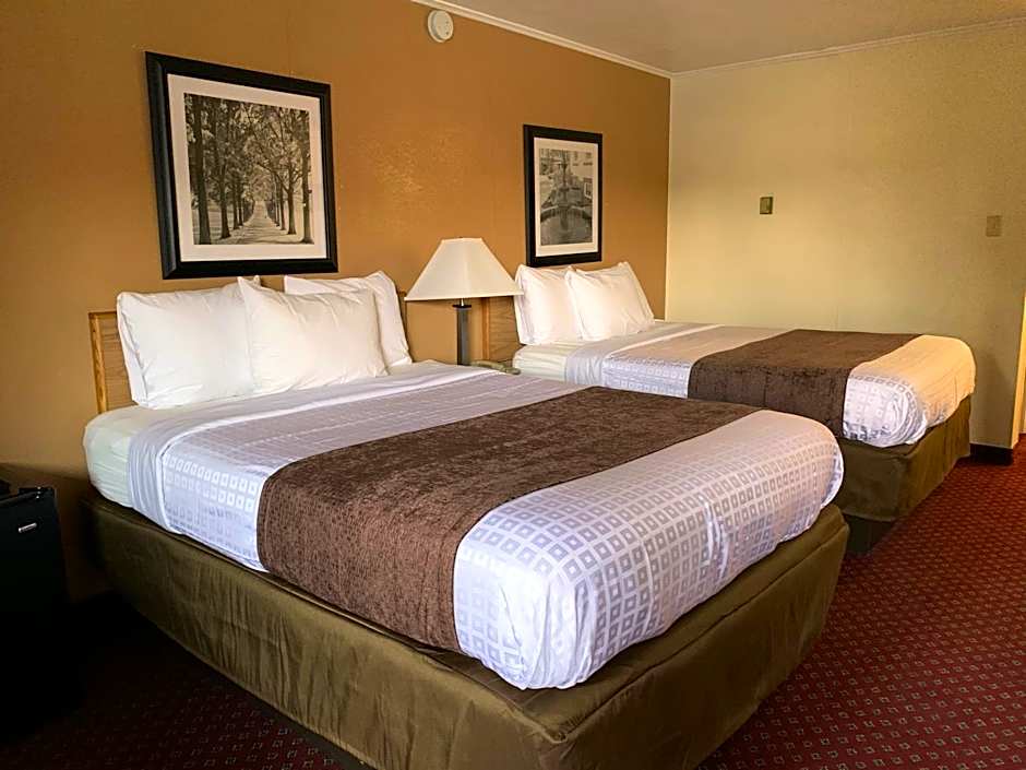 Red Carpet Inn & Suites Ebensburg