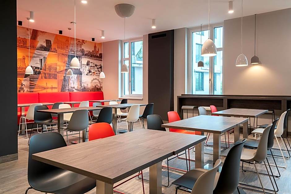 Campanile Vienna South