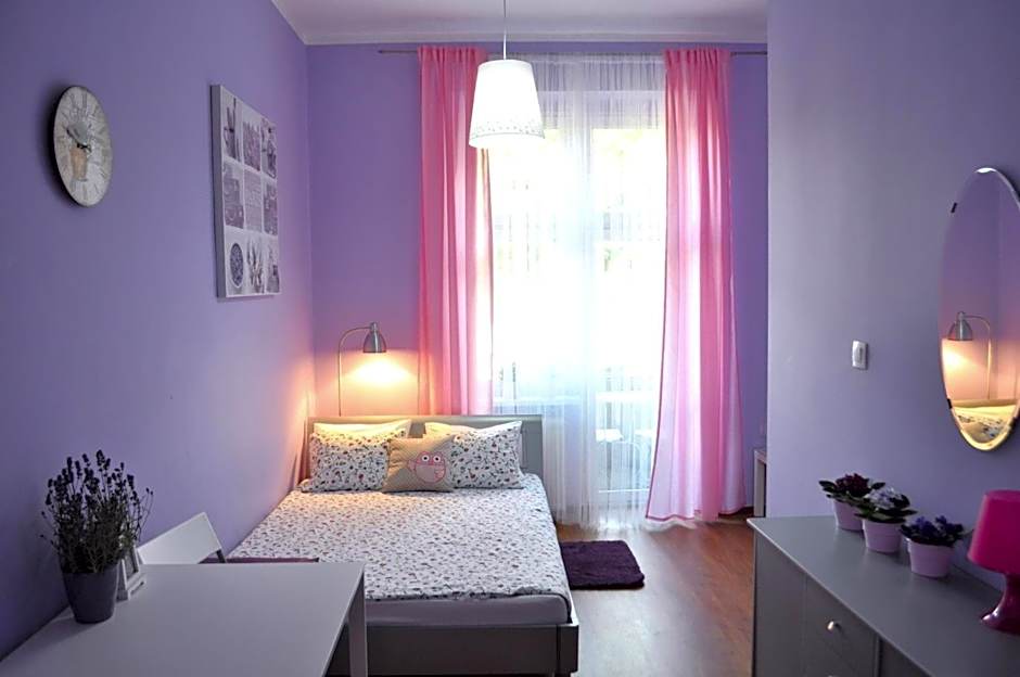Happy House Hostel