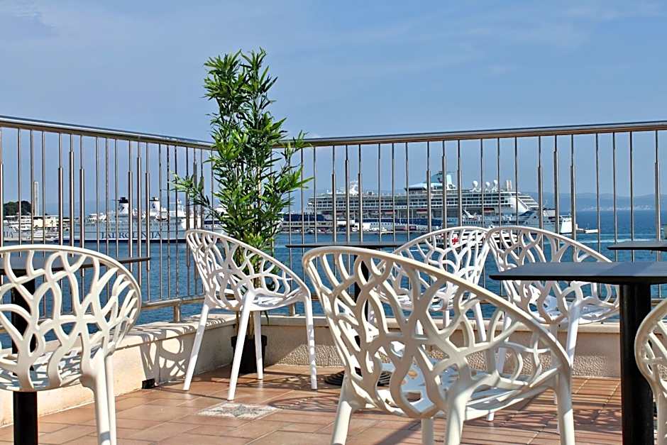 Galeria Valeria Seaside Downtown - MAG Quaint & Elegant Boutique Hotels