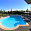 La Cour des sens, domaine d'hôtes- Spa piscine chauffée