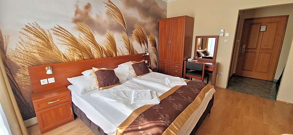 Hotel Patonai