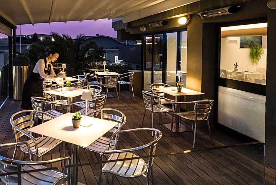 Sardegna Hotel - Suites & Restaurant